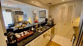 Condo for rent in San Lorenzo, Metro Manila near MRT-3 Ayala