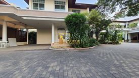 3 Bedroom House for rent in Thung Maha Mek, Bangkok near MRT Khlong Toei