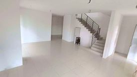 4 Bedroom House for sale in Taman Boon Bak, Perak