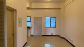 2 Bedroom Condo for rent in Fairway Terraces, Barangay 97, Metro Manila near MRT-3 Taft Avenue