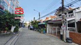 2 Bedroom Townhouse for sale in Bang Khen, Nonthaburi