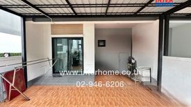 3 Bedroom Townhouse for sale in Unio Town Lumlukka Klong 4, Lat Sawai, Pathum Thani near BTS Khlong Si