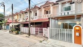 2 Bedroom Townhouse for sale in Bang Rak Yai, Nonthaburi