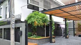 3 Bedroom House for rent in Khlong Tan Nuea, Bangkok