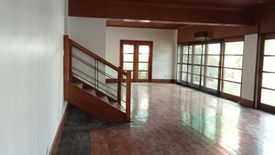 4 Bedroom House for sale in Bel-Air, Metro Manila