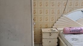 Rumah dijual dengan 4 kamar tidur di Babatan, Jawa Timur