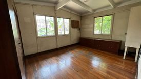 House for sale in Laging Handa, Metro Manila near MRT-3 Kamuning