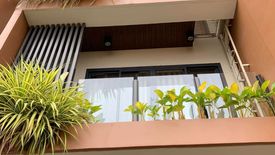 4 Bedroom Townhouse for sale in Socorro, Metro Manila near MRT-3 Santolan