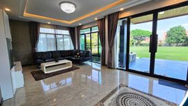 6 Bedroom House for sale in Nai Mueang, Phitsanulok