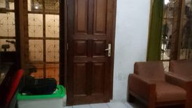 Rumah dijual dengan 3 kamar tidur di Menteng Dalam, Jakarta
