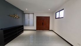 6 Bedroom House for sale in Pampang, Pampanga