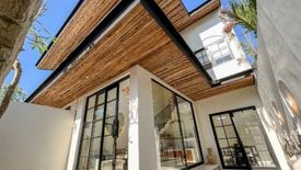 Villa dijual dengan 2 kamar tidur di Seminyak, Bali