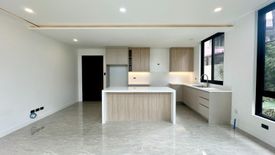 4 Bedroom House for sale in BF Homes, Metro Manila