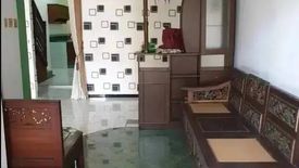 Rumah dijual dengan 3 kamar tidur di Simomulyo, Jawa Timur