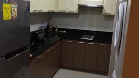 1 Bedroom Condo for rent in 8 Forbestown Centre, BGC, Metro Manila