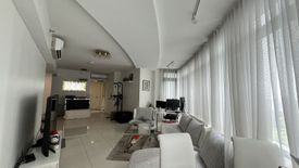 2 Bedroom Condo for sale in BGC, Metro Manila