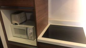 1 Bedroom Condo for sale in Garden Towers, San Lorenzo, Metro Manila near MRT-3 Ayala