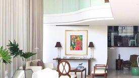 6 Bedroom House for sale in White Plains, Metro Manila