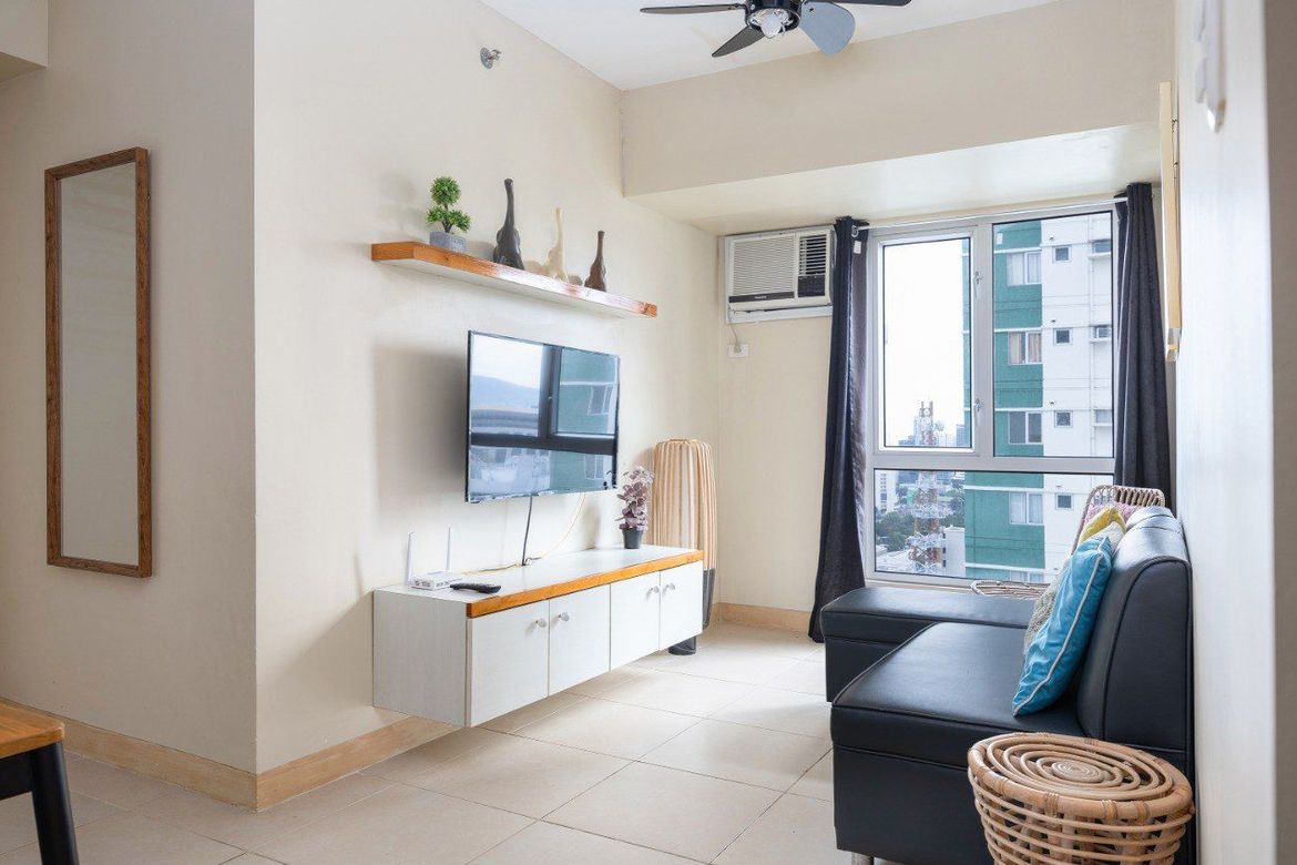 ✨ Below Market Value! Fully-Furnished 2-Bedroom Condo with Extra Storage -Near Ayala central bloc