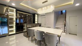 ขายบ้าน เซนโทร บางนา กม.7 4 ห้องนอน ใน บางแก้ว, บางพลี