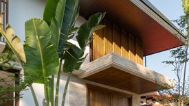 5 Bedroom House for sale in New Alabang Village, Metro Manila
