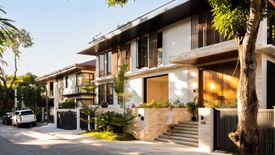 5 Bedroom House for sale in New Alabang Village, Metro Manila