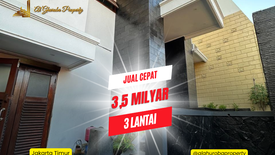 Rumah dijual dengan 4 kamar tidur di Pulo Gadung, Jakarta