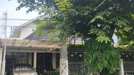 Rumah disewa dengan 7 kamar tidur di Buahbatu, Jawa Barat