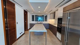 3 Bedroom Condo for sale in Urdaneta, Metro Manila near MRT-3 Buendia