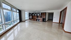3 Bedroom Condo for sale in Urdaneta, Metro Manila near MRT-3 Buendia