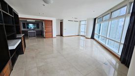 3 Bedroom Condo for sale in Urdaneta, Metro Manila near MRT-3 Buendia