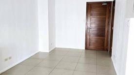 2 Bedroom Condo for sale in Bagumbayan, Metro Manila