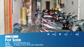 Rumah dijual dengan 41 kamar tidur di Patehan, Yogyakarta