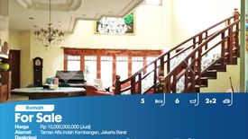 Rumah dijual dengan 5 kamar tidur di Meruya Utara, Jakarta