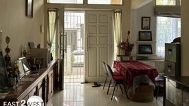 Rumah dijual dengan 4 kamar tidur di Alam Jaya, Banten