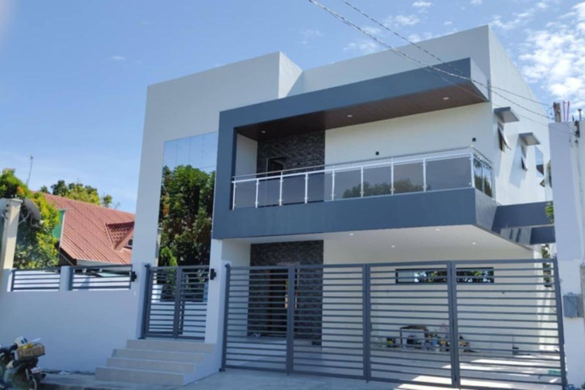 Mediterranean-Inspired Luxury Home in Royale Cebu Estate, Consolacion, Cebu, Philippines