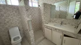 6 Bedroom House for rent in Magallanes, Metro Manila near MRT-3 Magallanes