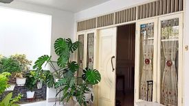 Rumah dijual dengan 2 kamar tidur di Utan Kayu Utara, Jakarta