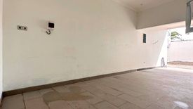 Rumah dijual dengan 7 kamar tidur di Pejaten Barat, Jakarta