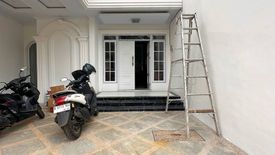 4 Bedroom House for sale in Bambu Apus, Jakarta