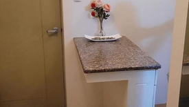 1 Bedroom Condo for sale in Laureano di Trevi Tower, Pio Del Pilar, Metro Manila near MRT-3 Magallanes