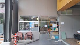 ขายหรือให้เช่าโกดัง / โรงงาน 15 ห้องนอน ใน หนองค้างพลู, หนองแขม
