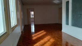 5 Bedroom House for rent in Dasmariñas North, Metro Manila near MRT-3 Ayala