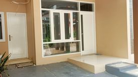 Rumah dijual dengan 4 kamar tidur di Bambu Apus, Jakarta