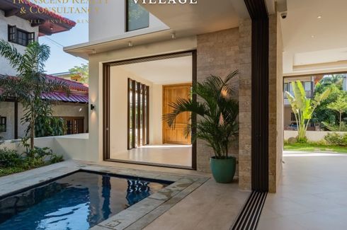 5 Bedroom House for sale in New Alabang Village, Metro Manila