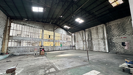 Warehouse / Factory for sale in Pasadeña, Metro Manila near LRT-2 Gilmore