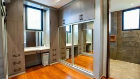 6 Bedroom House for sale in Cupang, Metro Manila