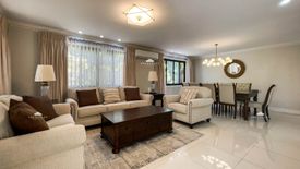 5 Bedroom House for rent in BF Homes, Metro Manila