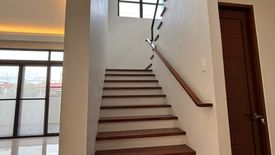 5 Bedroom House for sale in BF Resort Village, Talon Dos, Metro Manila