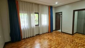 4 Bedroom Condo for rent in Urdaneta, Metro Manila near MRT-3 Buendia